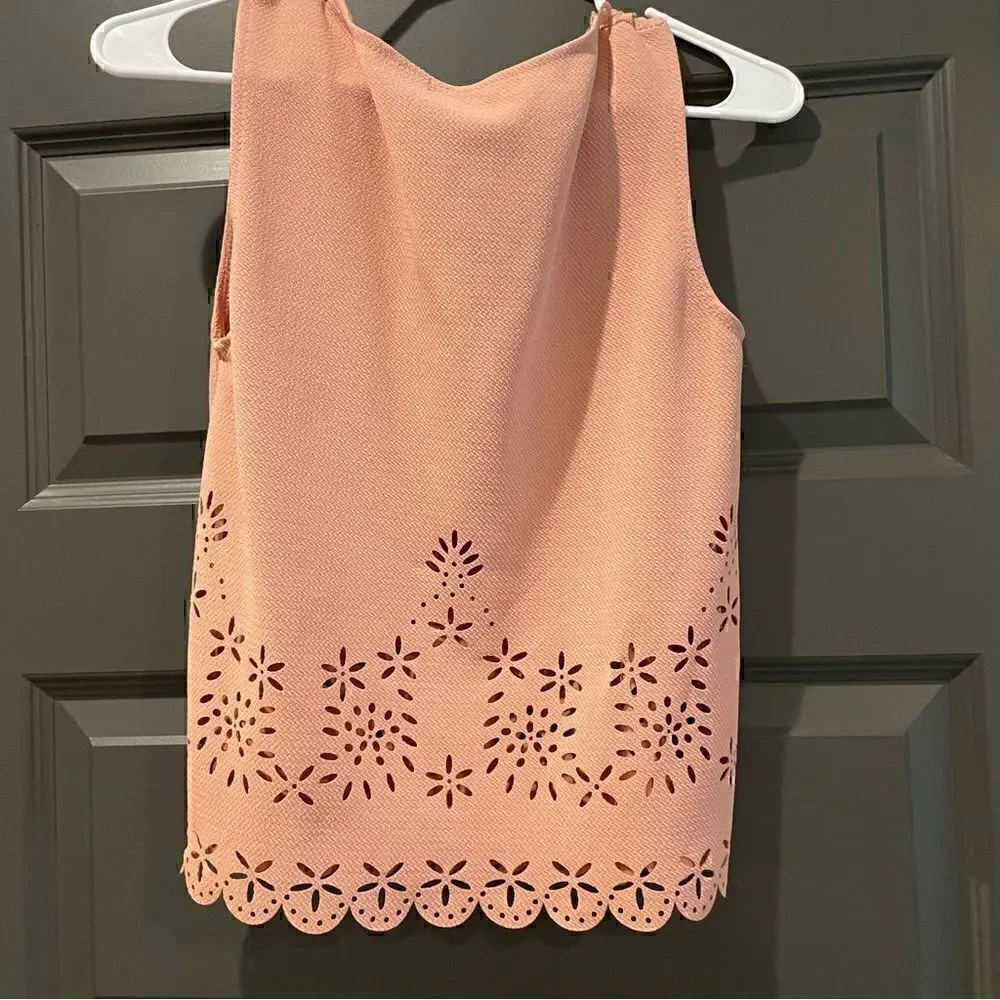 Pink top - Picture 4 of 5